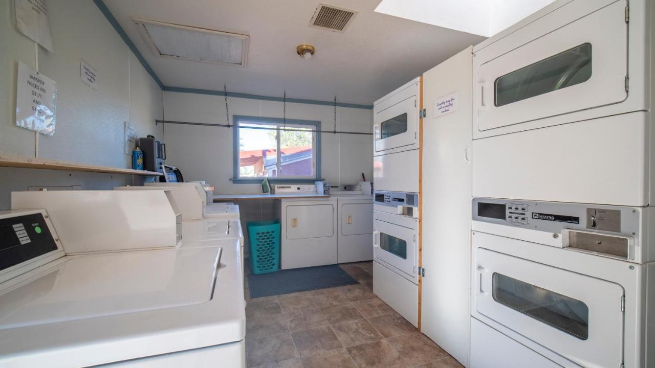 Funstays Glamping Setup Tent In Rv Park #4 Ok-T4 Моаб Экстерьер фото