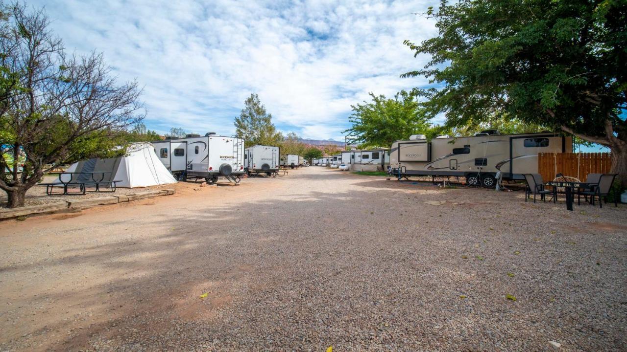 Funstays Glamping Setup Tent In Rv Park #4 Ok-T4 Моаб Экстерьер фото